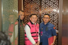 Tim Penyidik JAMPIDSUS Menetapkan Komisaris sekaligus Beneficial Owner PT QSS sebagai Tersangka 