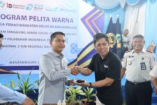 Wujudkan TJSAL Pelindo 3 Salurkan Bantuan Program Pelita Warna untuk Warga Lapas