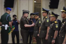 Pelantikan Pejabat Utama Kejagung : Jaksa Agung Meminta Jampidsus Segera Melakukan Konsolidasi Internal, Mengembalikan Semangat dan Keberanian Jajaran “Gedung Bundar”