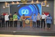 Pelayanan Publik Harus Hadir di Tengah Masyarakat, Gubernur Sumbar Wajibkan Seluruh OPD Berinovasi