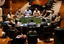 Rapat di Hambalang, Evaluasi Penanganan Karhutla Kalimantan dan Pemulihan Pasca Gempa NTT