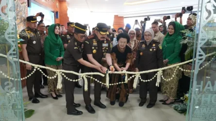 Resmikan RS Adhyaksa Jatim, Jaksa Agung “Rumah Sakit Ini Milik Masyarakat Melayani Seluruh Lapisan Tanpa Membedakan Latar Belakang Ekonomi
